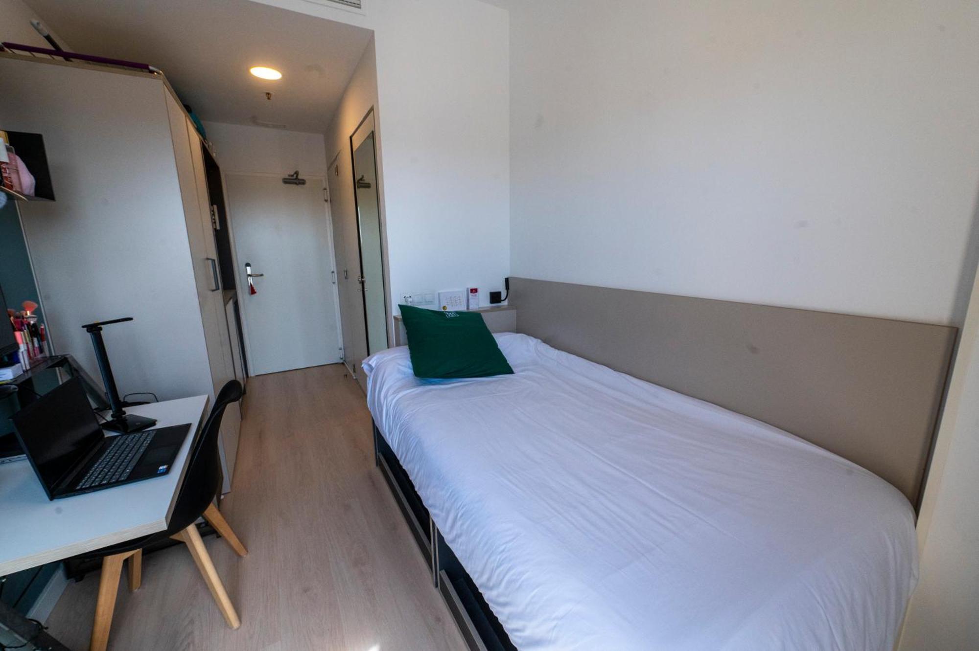 Residencia Bravo Students Granada — Foto 2